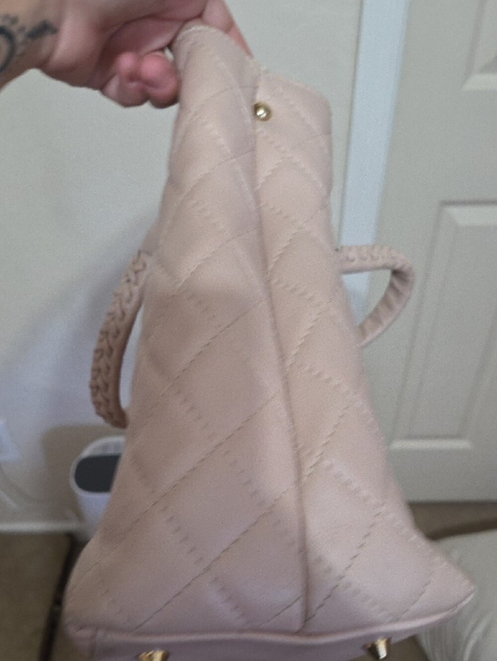 Italian Leather Quilted Bag Made in Italy Blush Pink Gold Chain Real Leather - Picture 9 of 12